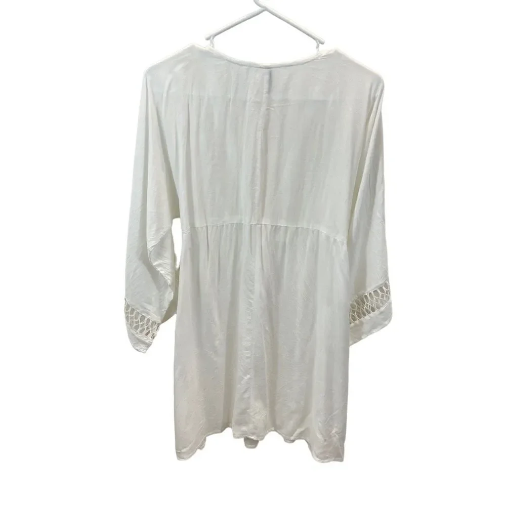 Brand new without Tags Raviya Brand‎ White Bell Sleeve Swim Cover Up Size Small